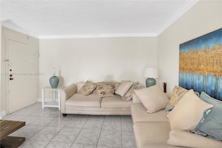 496 NW 165th St Unit D-616, Miami, FL 33169
