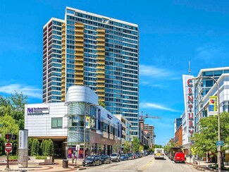 1720 Maple Ave Unit 1220, Evanston, IL 60201