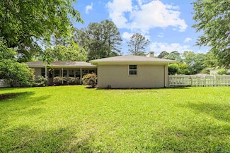 813 Kenwood Ln, Longview, TX 75604