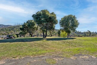 12947 Tomki Rd, Redwood Valley, CA 95470