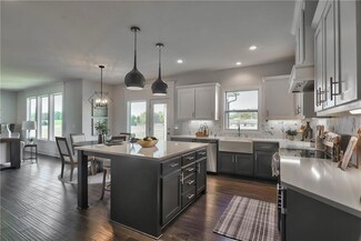 23823 W 58th Terrace, Shawnee, KS 66226