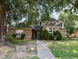 2630 Evalon St, Beaumont, TX 77702