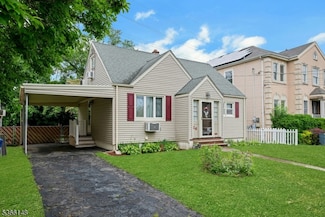 26 Mitchell St, Belleville, NJ 07109
