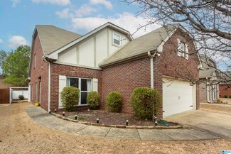 2724 Oxmoor Way, Birmingham, AL 35211