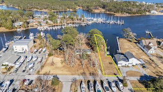 Lot 74 Neuse, Oriental, NC 28571