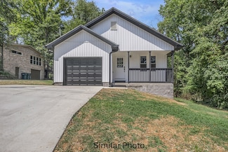 685 Red Bud Ln, Pulaski, TN 38478