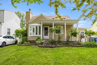 1953 Richmond Ave, Lincoln Park, MI 48146