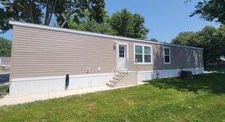 151 Driftwood Dr, Port Clinton, OH 43452