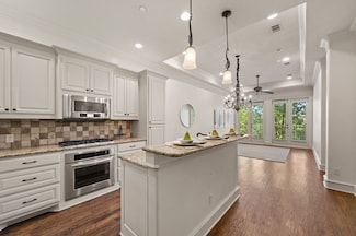 33 Main St Unit 220, Colleyville, TX 76034