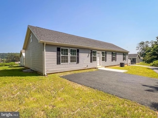 132 Minch Rd, Parkesburg, PA 19365