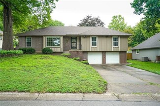 4417 S Mills St, Independence, MO 64055