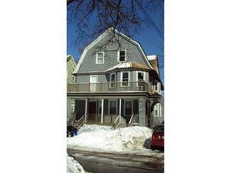138 Hamilton St, Providence, RI 02907