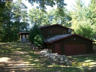 7047 N Bluebird Rd, Lake Tomahawk, WI 54539