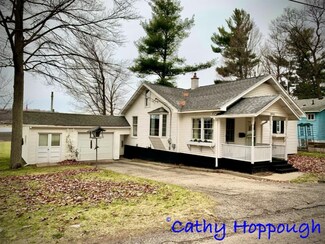 16935 Shawano Dr NE, Sand Lake, MI 49343