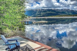 114 Paradise Ln, Donnelly, ID 83615