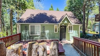 23120 Sycamore Ln, Crestline, CA 92325