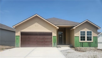 1738 NW 107th Terrace, Kansas City, MO 64155