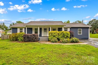 211 Ridgecrest Dr, Kannapolis, NC 28081