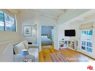 10211 Seabury Ln Guest House, Los Angeles, CA 90077