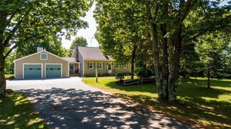 490 Huntington Hill Rd, Litchfield, ME 04350