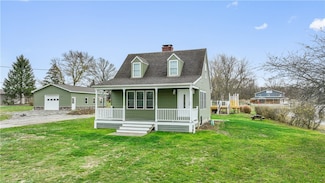 1534 E Laurel Cir, Mount Pleasant, PA 15666