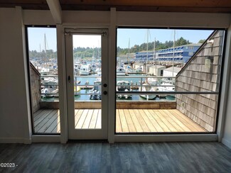 1000 SE Bay Blvd Unit C-4  103, Newport, OR 97365