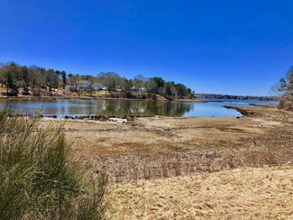 40 Cove Rd, South Dennis, MA 02660
