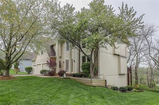 7666 Forest Park Dr, Shawnee, KS 66217