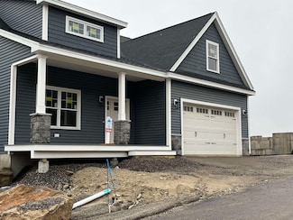 19 Mid Trail Crossing Ln, Windham, NH 03087