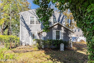 1800 Shore Dr, Wall Township, NJ 07719