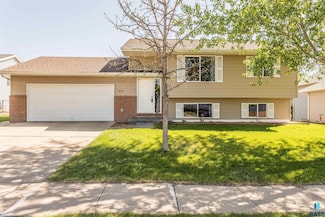 4112 N Jans Dr, Sioux Falls, SD 57107