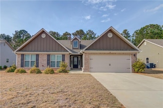 174 Livingston Ct, Winder, GA 30680