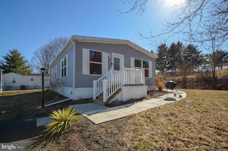 4304 Beaver Ct, Orefield, PA 18069