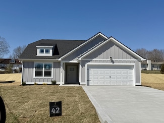 1034 Northside Dr, Dickson, TN 37055