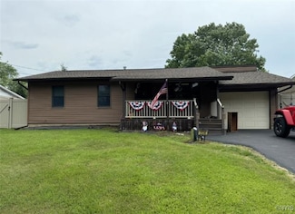 206 Snowdale Dr, Syracuse, NY 13209