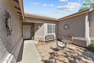 8902 N Soft Winds Dr, Tucson, AZ 85742