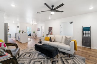 2517 NW 33rd St, Oklahoma City, OK 73112