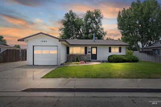 1325 E 11th N, Mountain Home, ID 83647