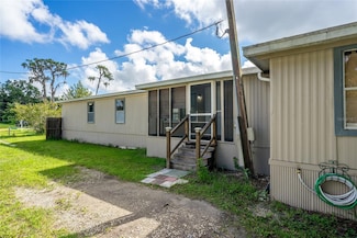 39034 Central Ave, Zephyrhills, FL 33540