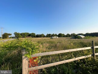 140 Flemings Landing Rd, Townsend, DE 19734