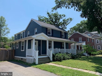 353 N Granada St, Arlington, VA 22203