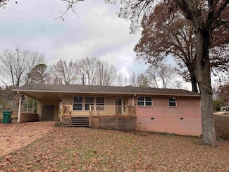 3313 E 17th Ave, Sheffield, AL 35660