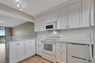 4640 Lucerne Lakes Blvd W Unit 502, Lake Worth, FL 33467