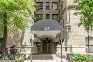 325 W 45th St Unit 302, New York, NY 10036