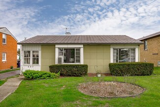 557 S Martha St, Lombard, IL 60148