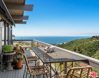 1998 San Remo Dr, Laguna Beach, CA 92651
