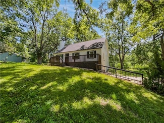 8909 E 35th St, Kansas City, MO 64129