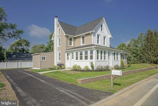 602 Hurffville Crosskeys Rd, Sewell, NJ 08080