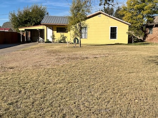 403 Ennis St, Plainview, TX 79072