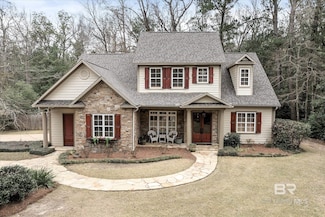 408 Village Dr, Daphne, AL 36526